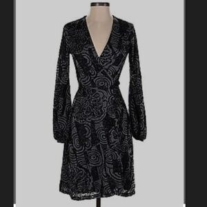 Eva Franco Retro Swirling Pattern Design Mini Belted Wrap Dress Size 4